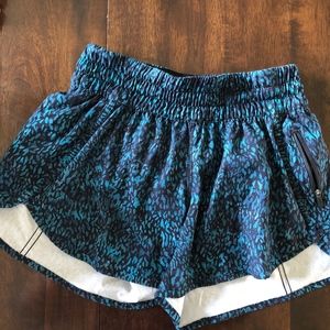 Lululemon Tracker V 4" inseam